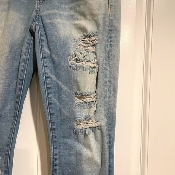 American Eagle Jeans - Picture 4 of 11